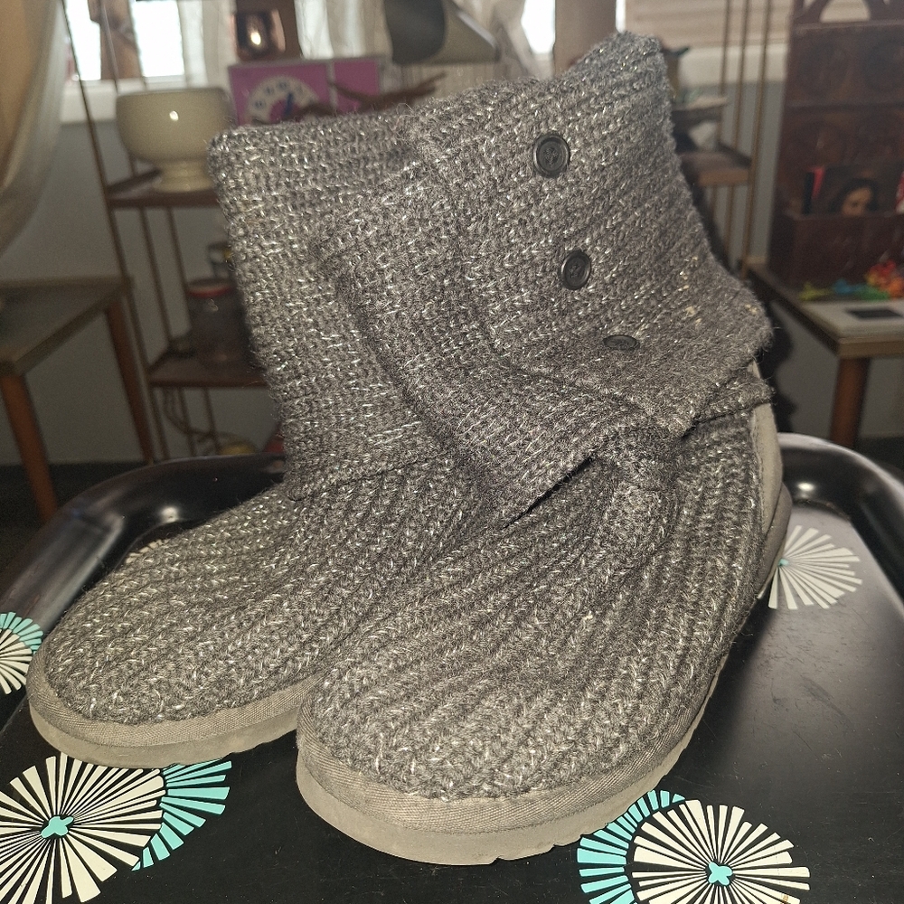 Women Uggs Grey Sweater Boots Button Side Adjustable Length Size 8 Cardy - Gray